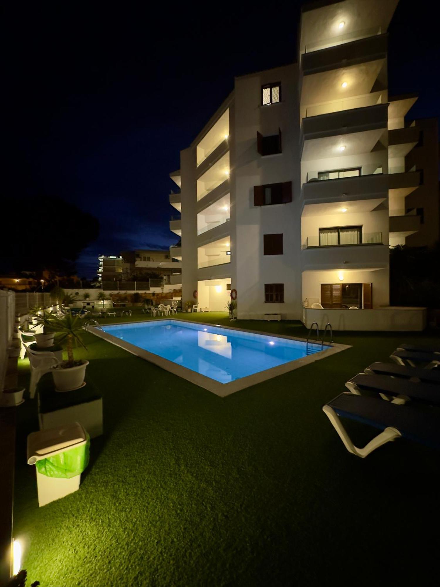Marina Palmanova Apartamentos Buitenkant foto